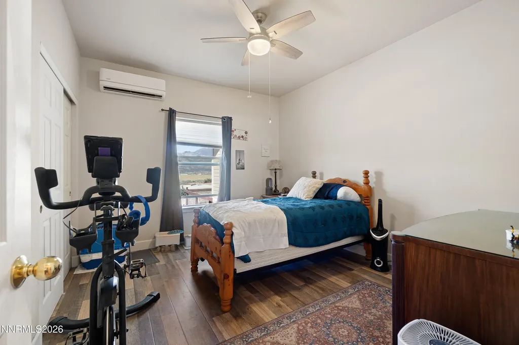 60 Hawk View Wellington NV 89444