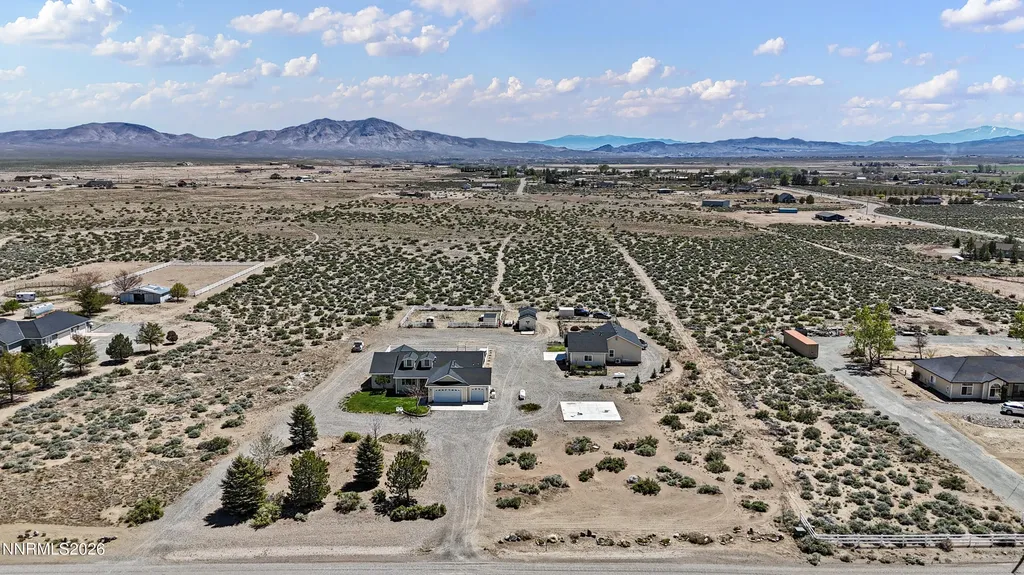 60 Hawk View Wellington NV 89444