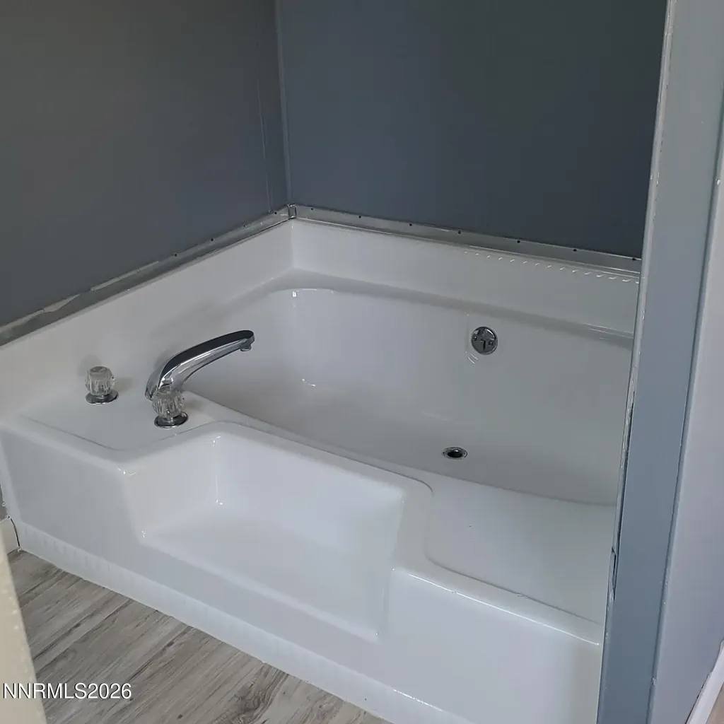 440 N Hawthorne NV 89415