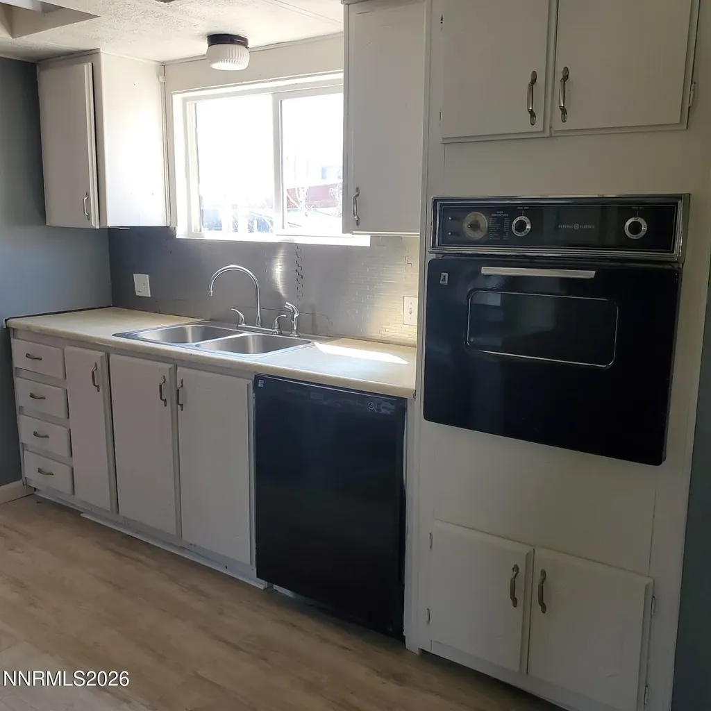 440 N Hawthorne NV 89415