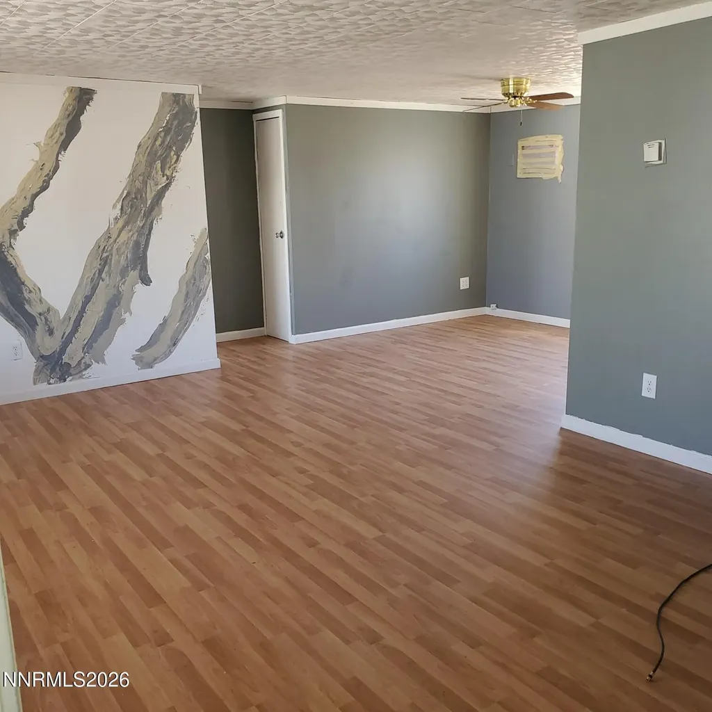 440 N Hawthorne NV 89415