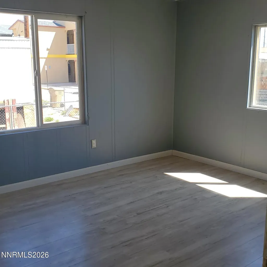 440 N Hawthorne NV 89415