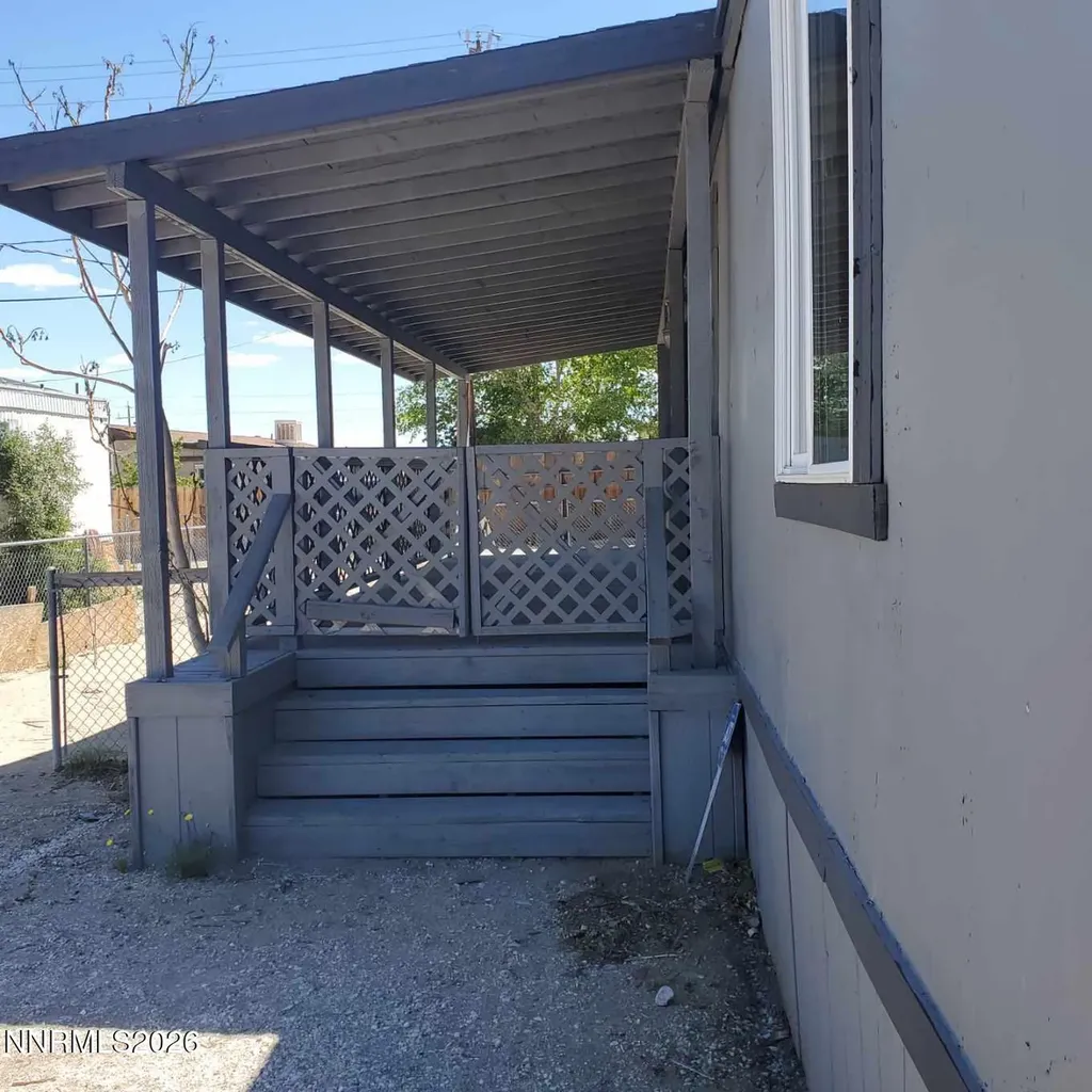 440 N Hawthorne NV 89415