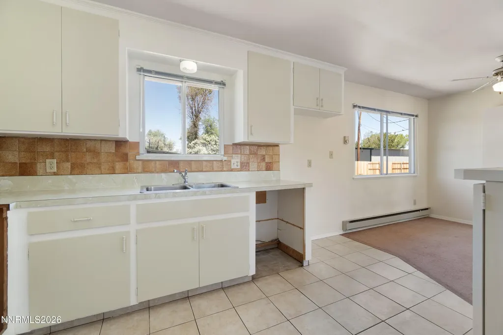 1468 Langley Gardnerville NV 89460
