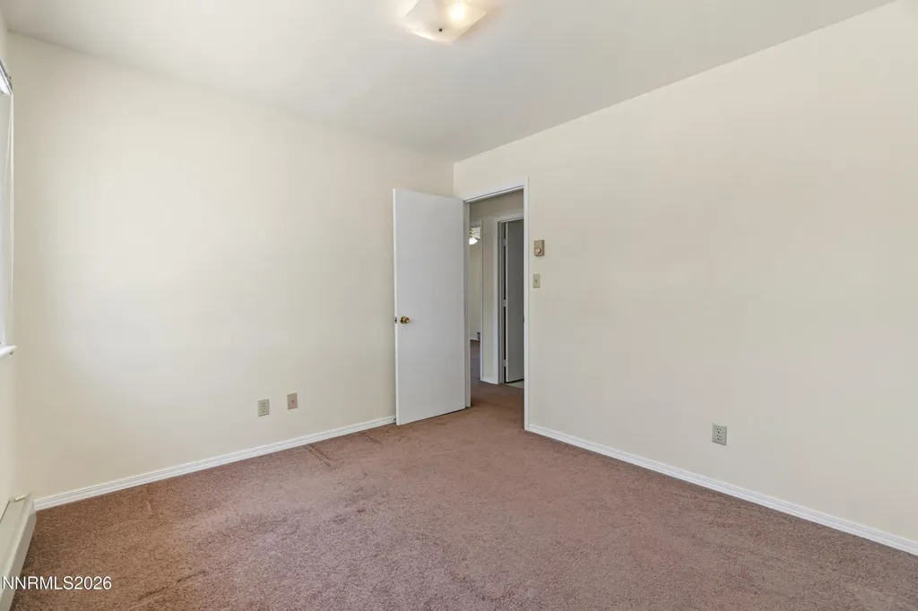 1468 Langley Gardnerville NV 89460
