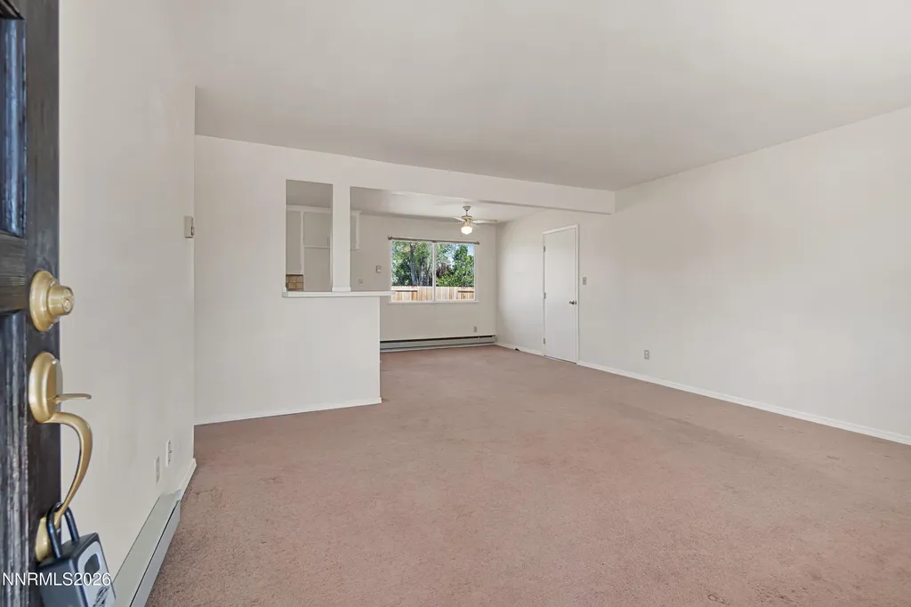 1468 Langley Gardnerville NV 89460