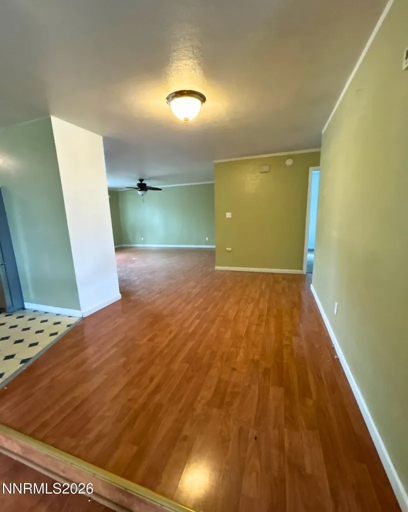2166 Edgemar Reno NV 89512