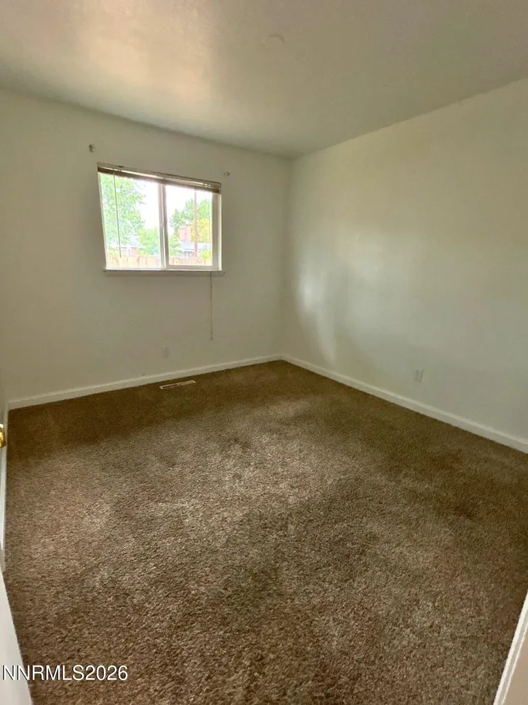 2166 Edgemar Reno NV 89512