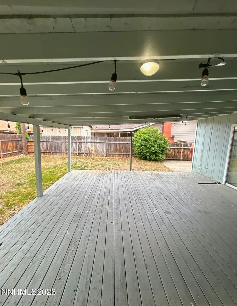 2166 Edgemar Reno NV 89512
