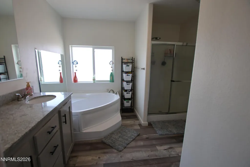 210 Chateau Yerington NV 89447