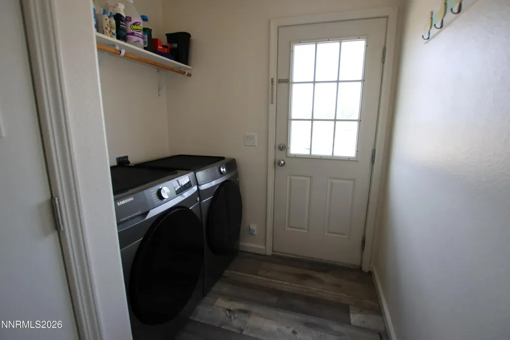210 Chateau Yerington NV 89447