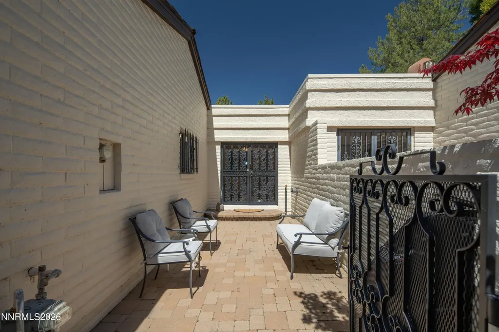 4945 Lakeridge Terrace Reno NV 89509