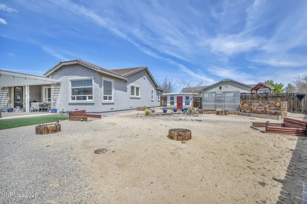 403 St George's Dayton NV 89403