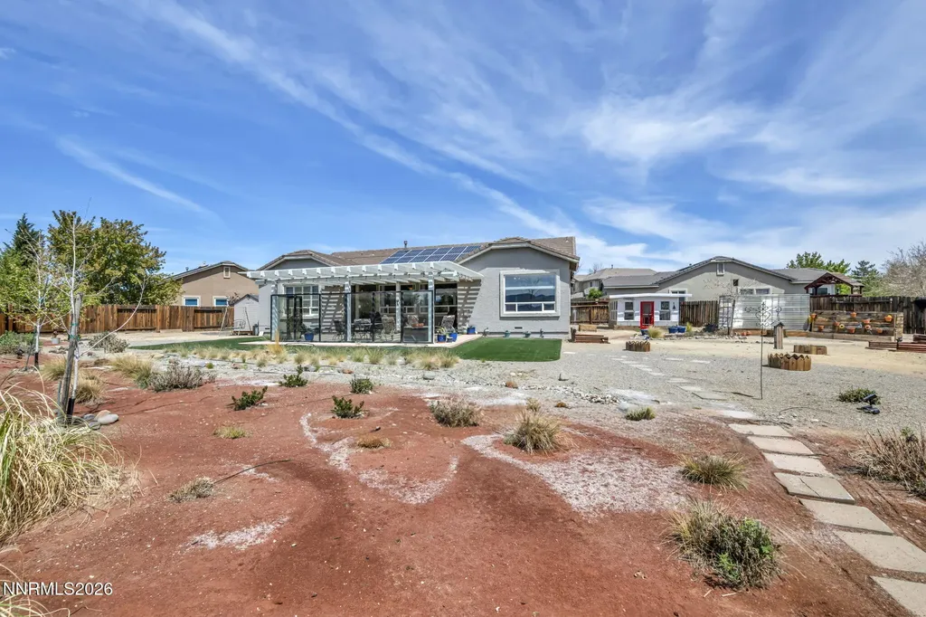 403 St George's Dayton NV 89403