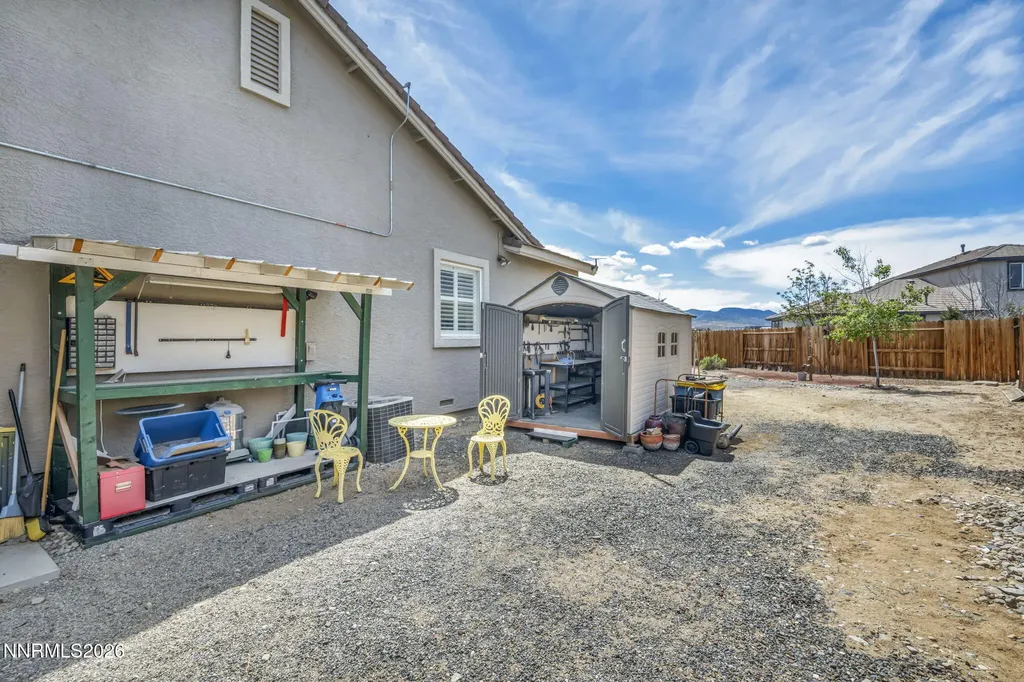 403 St George's Dayton NV 89403