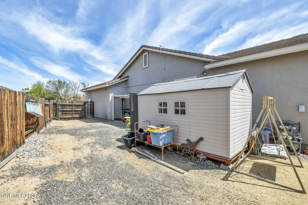 403 St George's Dayton NV 89403