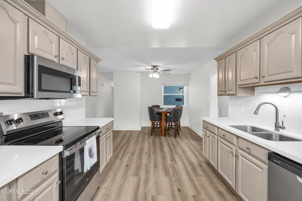 1065 Beldon Reno NV 89503