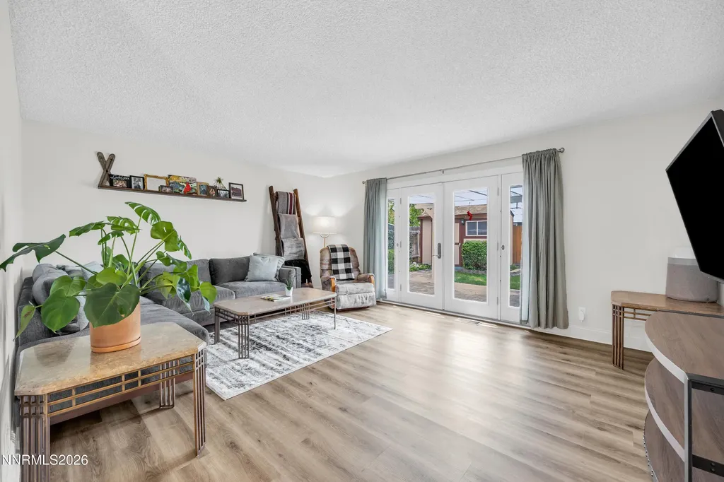 1065 Beldon Reno NV 89503