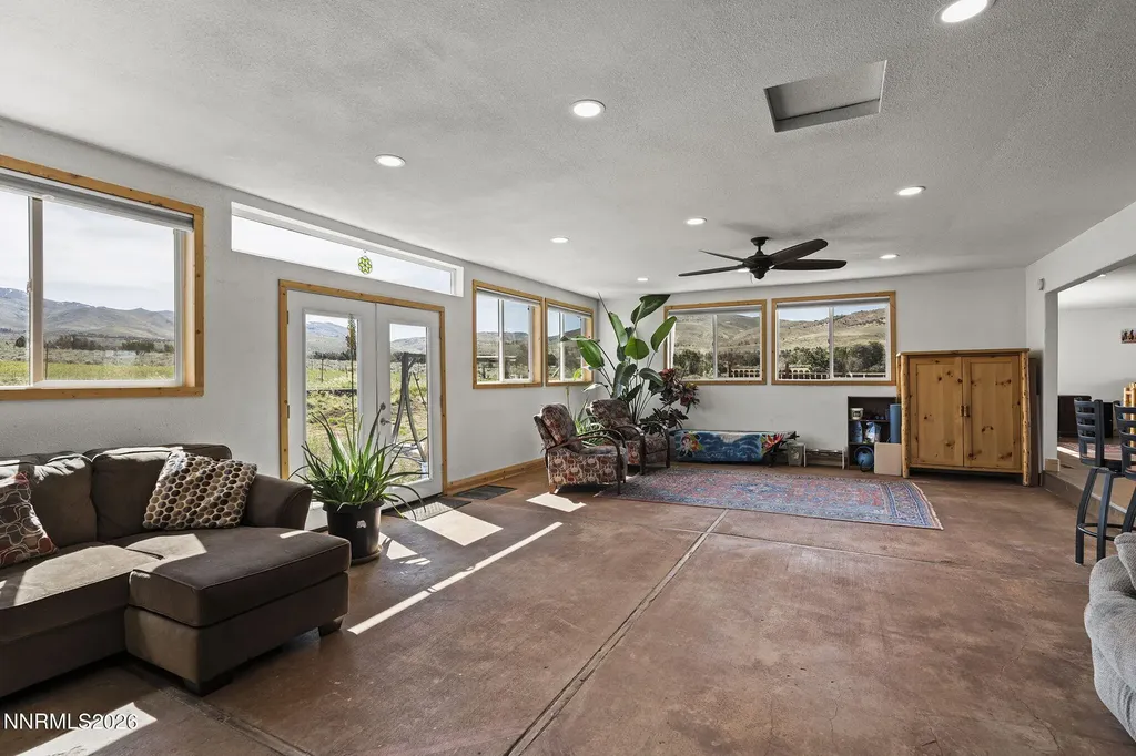 3048 Robison Gardnerville NV 89410