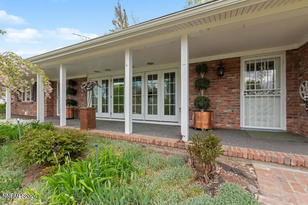 1880 Meadowview Reno NV 89509