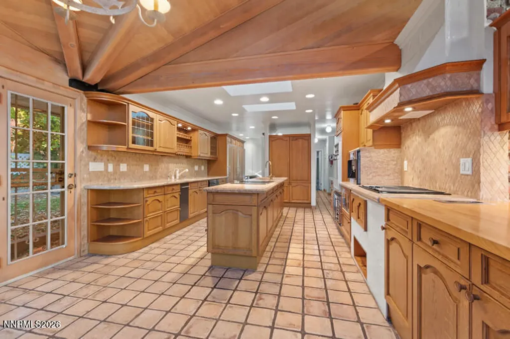 1880 Meadowview Reno NV 89509