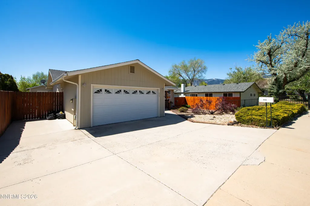 925 Tourmaline Carson City NV 89705