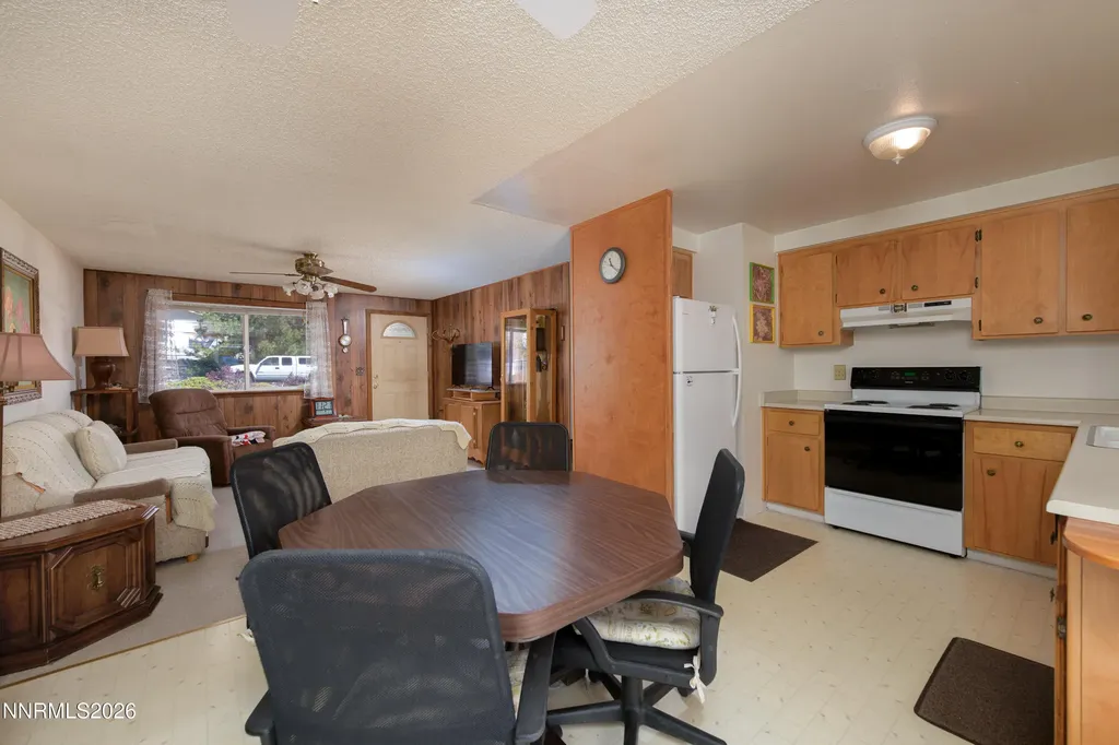 925 Tourmaline Carson City NV 89705