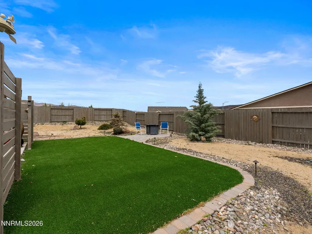 135 Avalanche Dayton NV 89403
