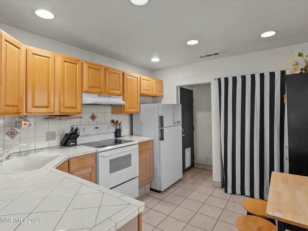 350 Claremont Reno NV 89502
