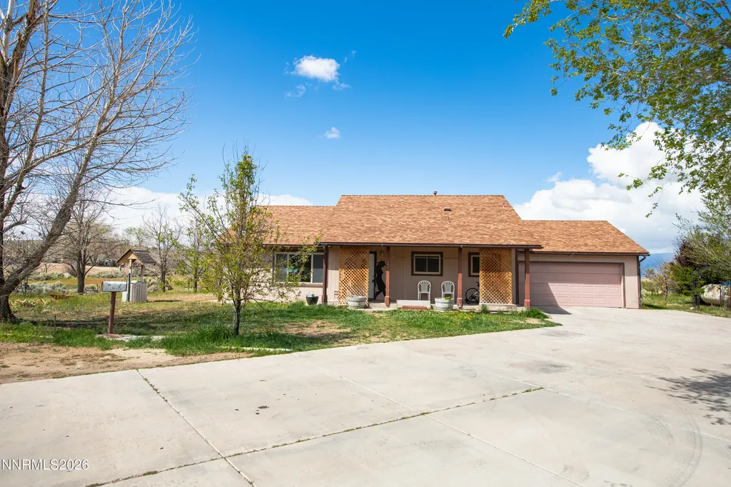 1504 Fahim Gardnerville NV 89410