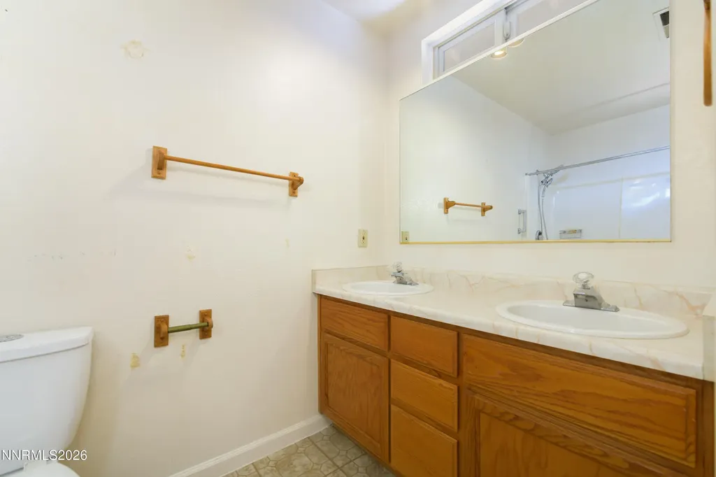 1504 Fahim Gardnerville NV 89410