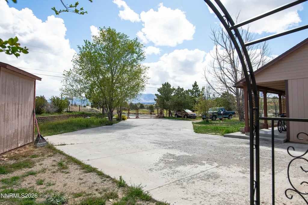 1504 Fahim Gardnerville NV 89410