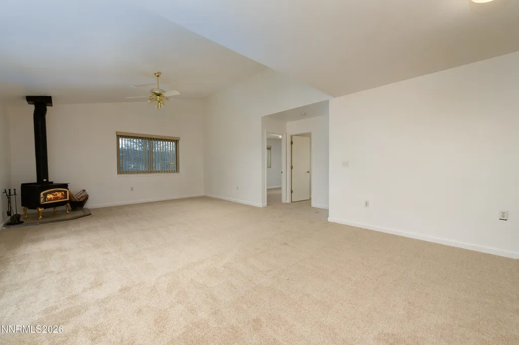 1504 Fahim Gardnerville NV 89410