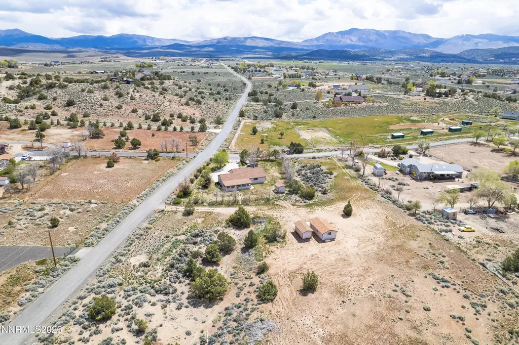 1504 Fahim Gardnerville NV 89410