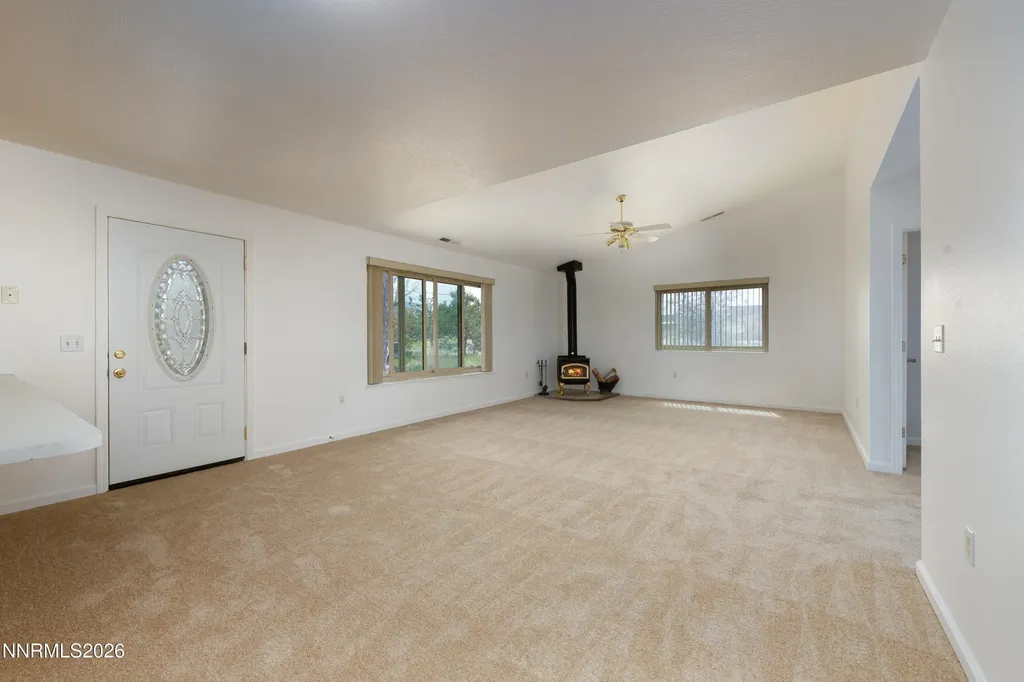 1504 Fahim Gardnerville NV 89410