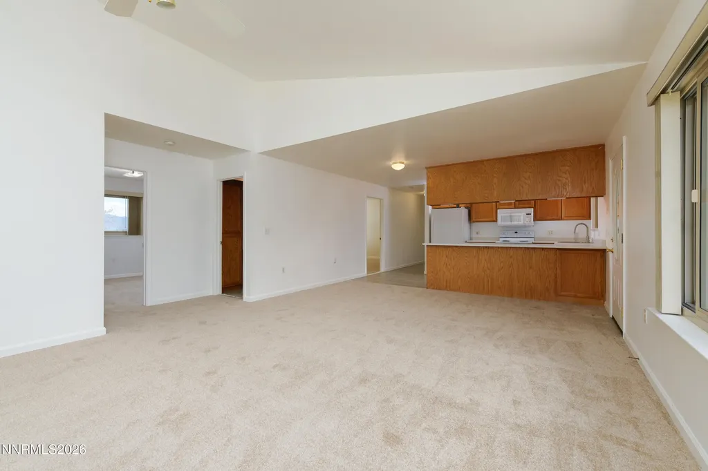 1504 Fahim Gardnerville NV 89410