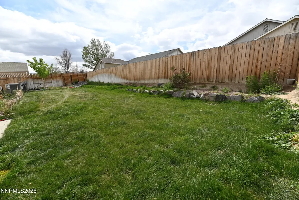 1623 Summerwind Fernley NV 89408