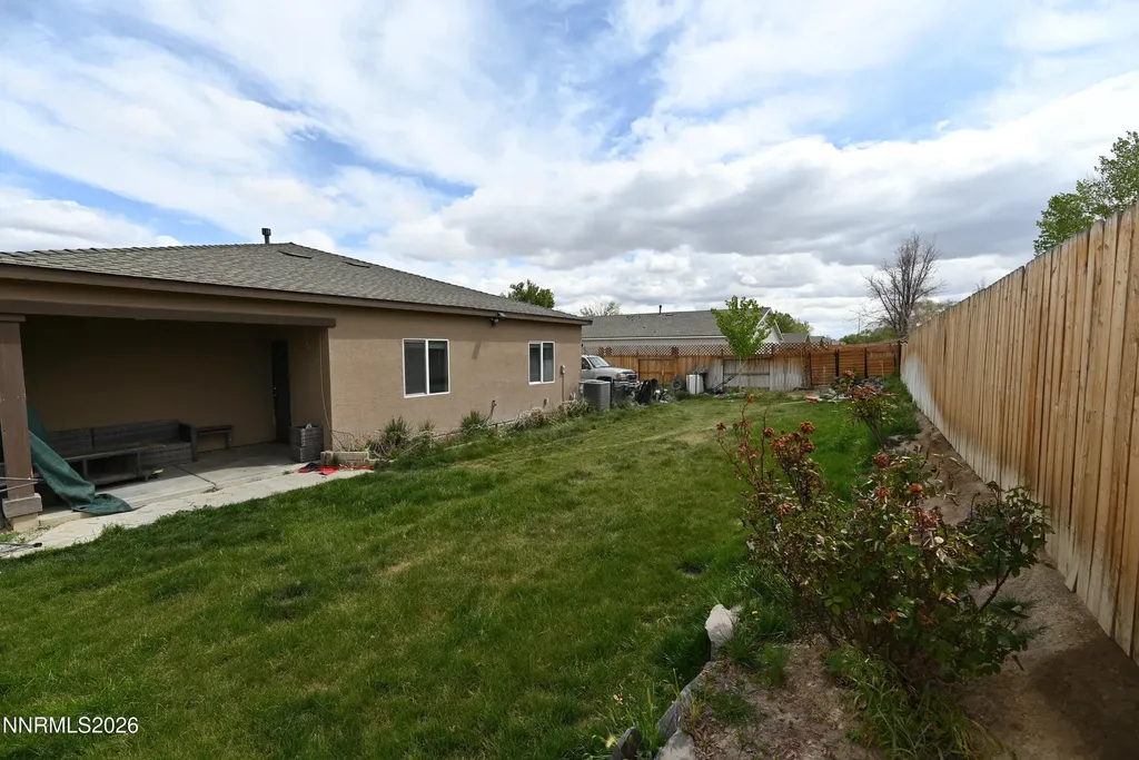 1623 Summerwind Fernley NV 89408