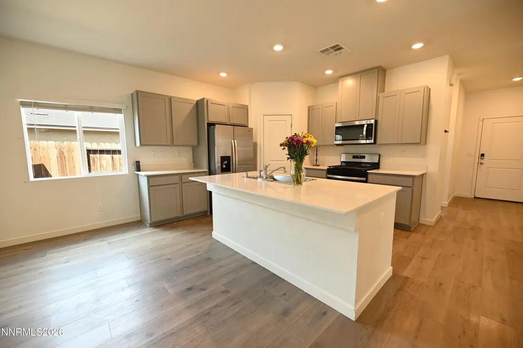 1623 Summerwind Fernley NV 89408