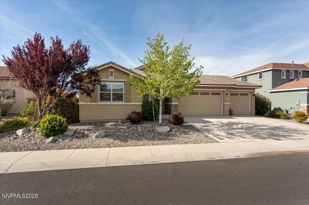 654 St Andrews Dayton NV 89403