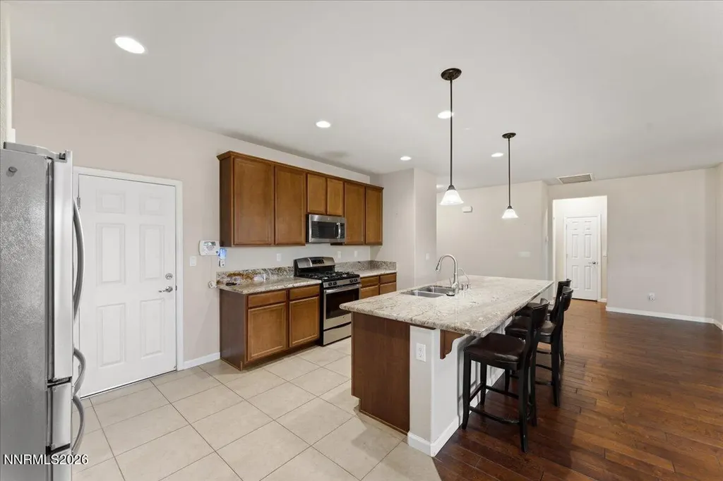 654 St Andrews Dayton NV 89403