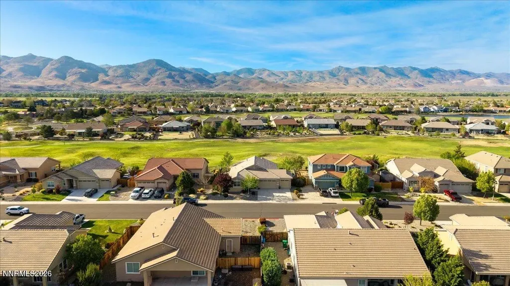 654 St Andrews Dayton NV 89403
