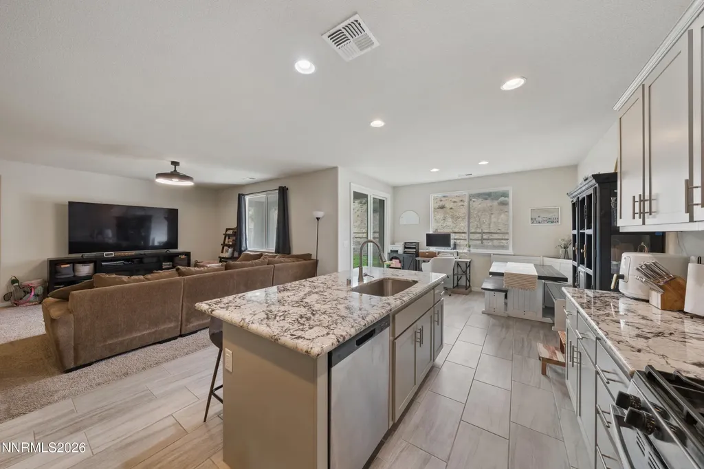 864 Tourmaline Carson City NV 89705