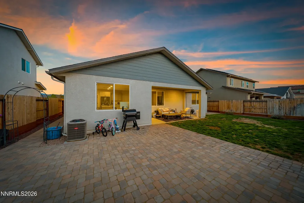 864 Tourmaline Carson City NV 89705