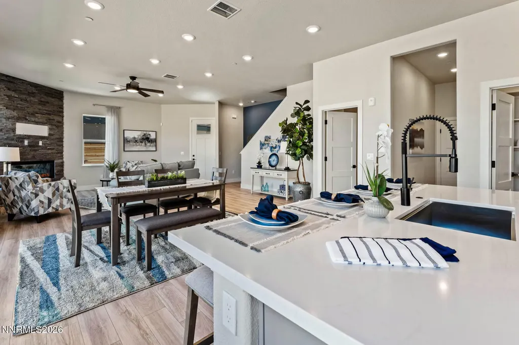 182 Silver Peak Lp Carson City NV 89701