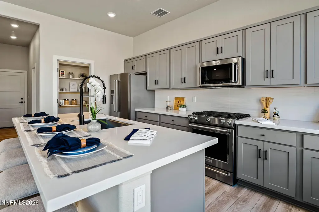 182 Silver Peak Lp Carson City NV 89701