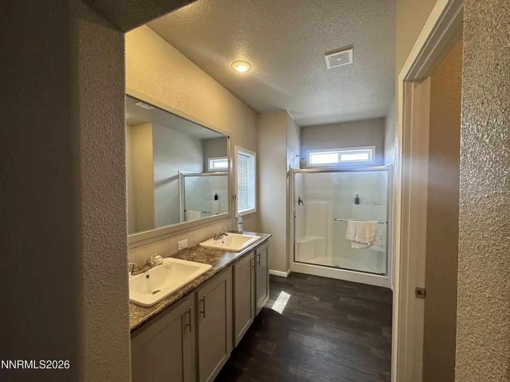 303 Chateau Yerington NV 89447