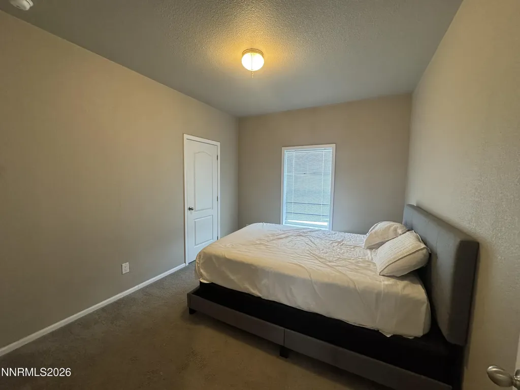 303 Chateau Yerington NV 89447