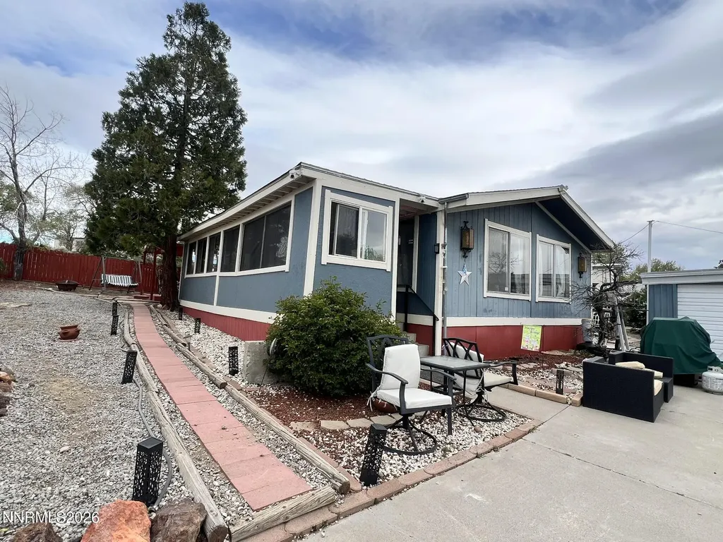 6125 Chimney Sun Valley NV 89433