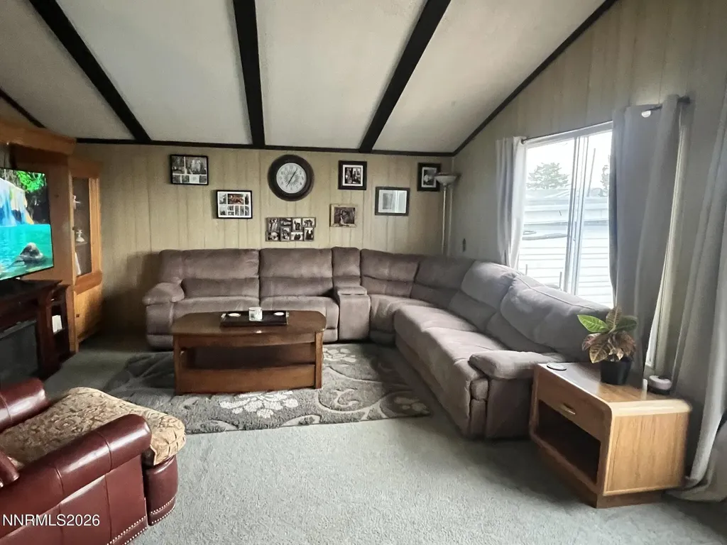 6125 Chimney Sun Valley NV 89433
